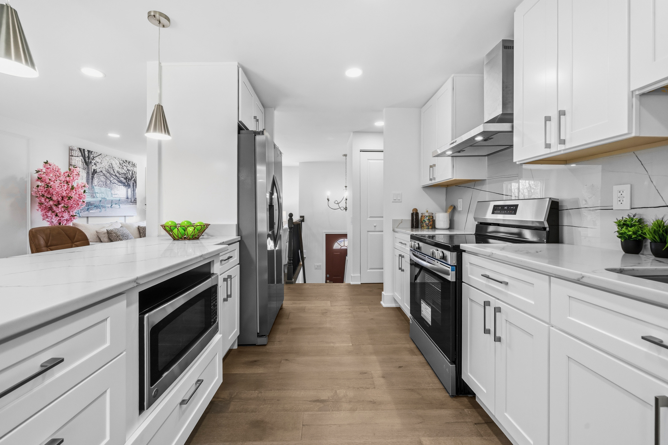 Breakfast Nook staging by Pro Home Staging