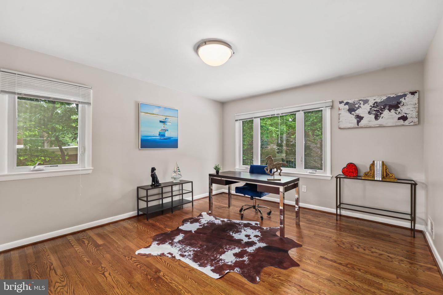Home Office staging by Pro Home Staging
