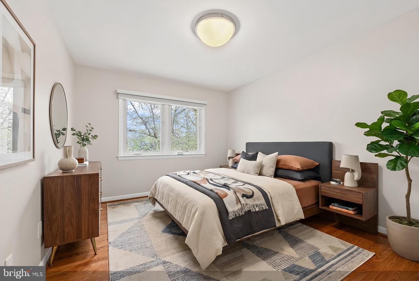 Bedroom staging by Pro Home Staging